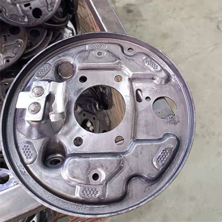 沖壓件生產廠家通常這樣選取模具的間隙值